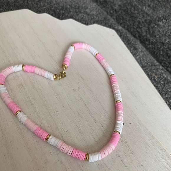 Pink beaded necklace - Picture 1 of 2